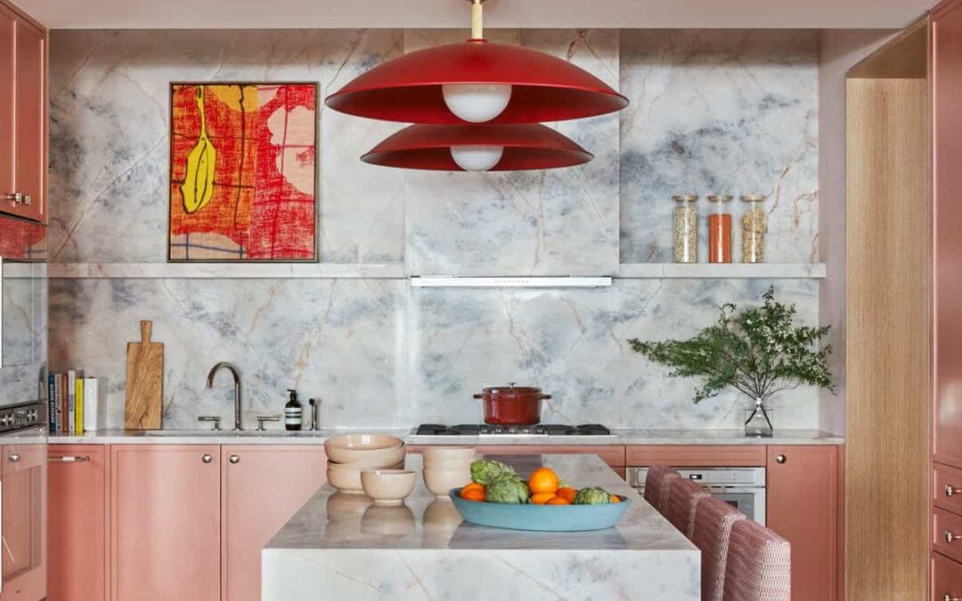 Beyond the Basics: Why Colorful Light Fixtures Are the New Must-Have